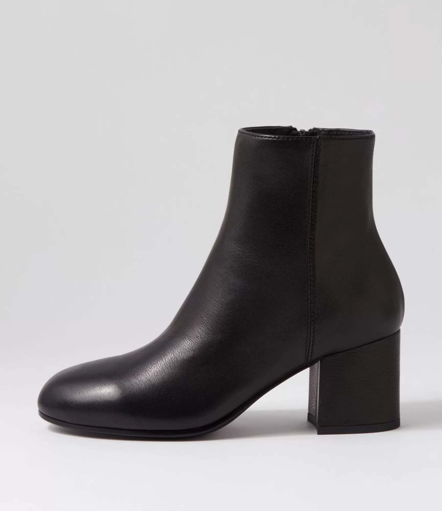 Online Midas Shoes Flossi Black Leather Ankle Boots