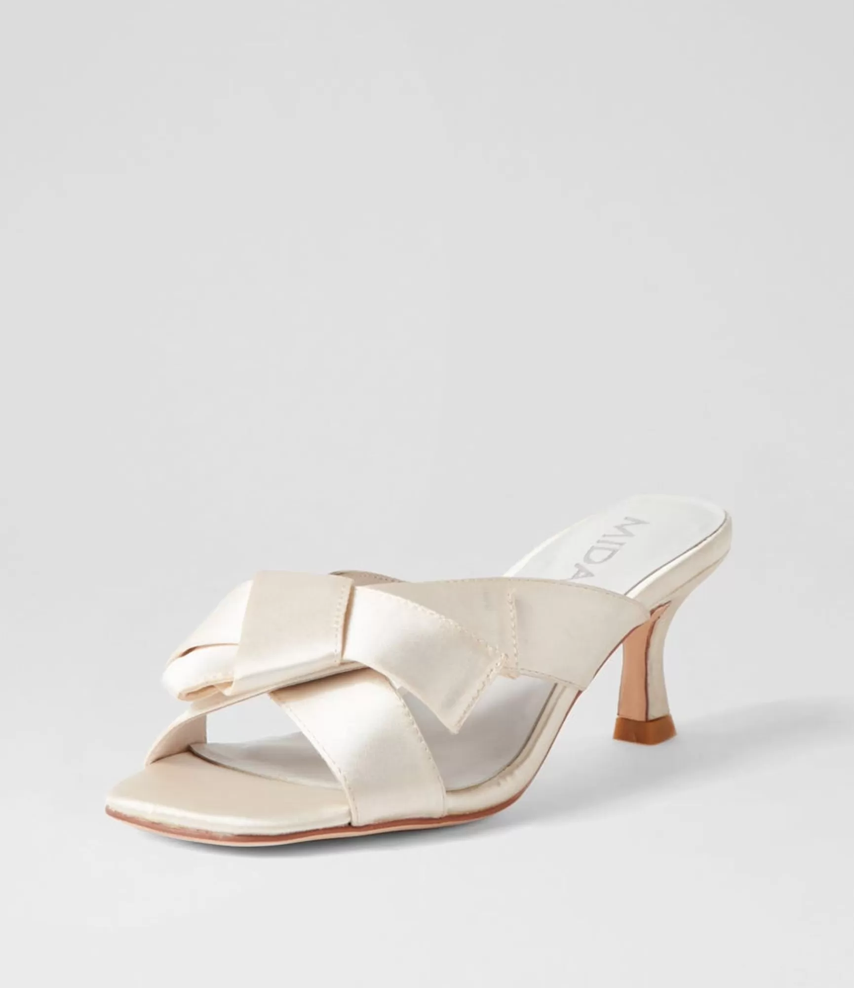 Best Midas Shoes Granger Cream Satin Sandals